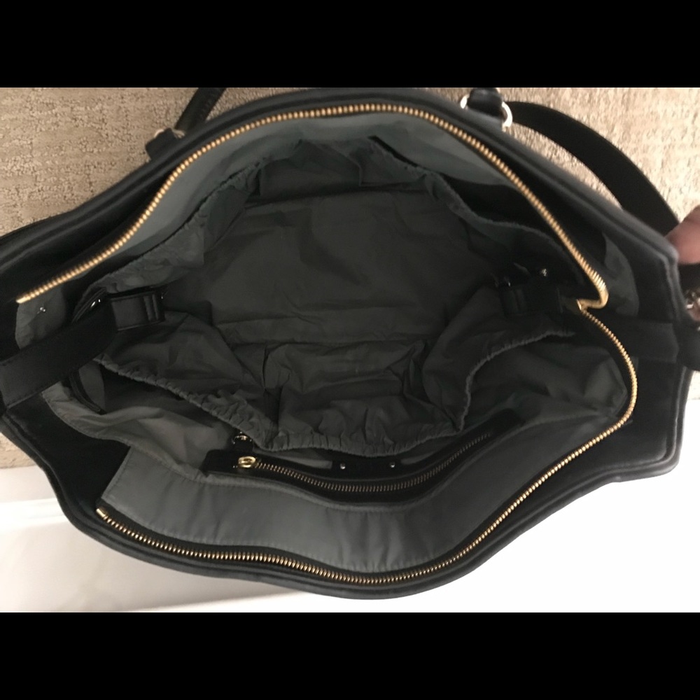 Evie Bett Diaper Bag - Picture 2 of 3
